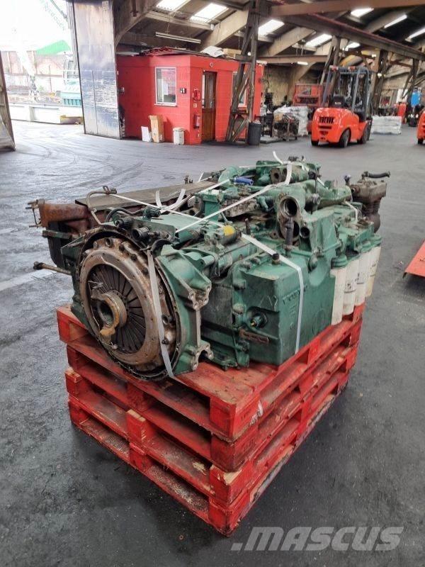 Volvo DH12D Motorok