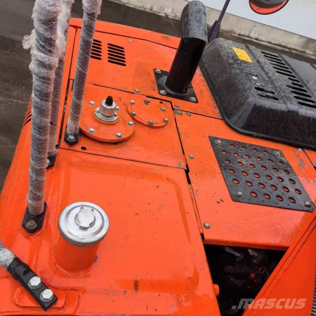 Hitachi ZX 120-3 Közepes (midi) kotrók 7 t - 12 t