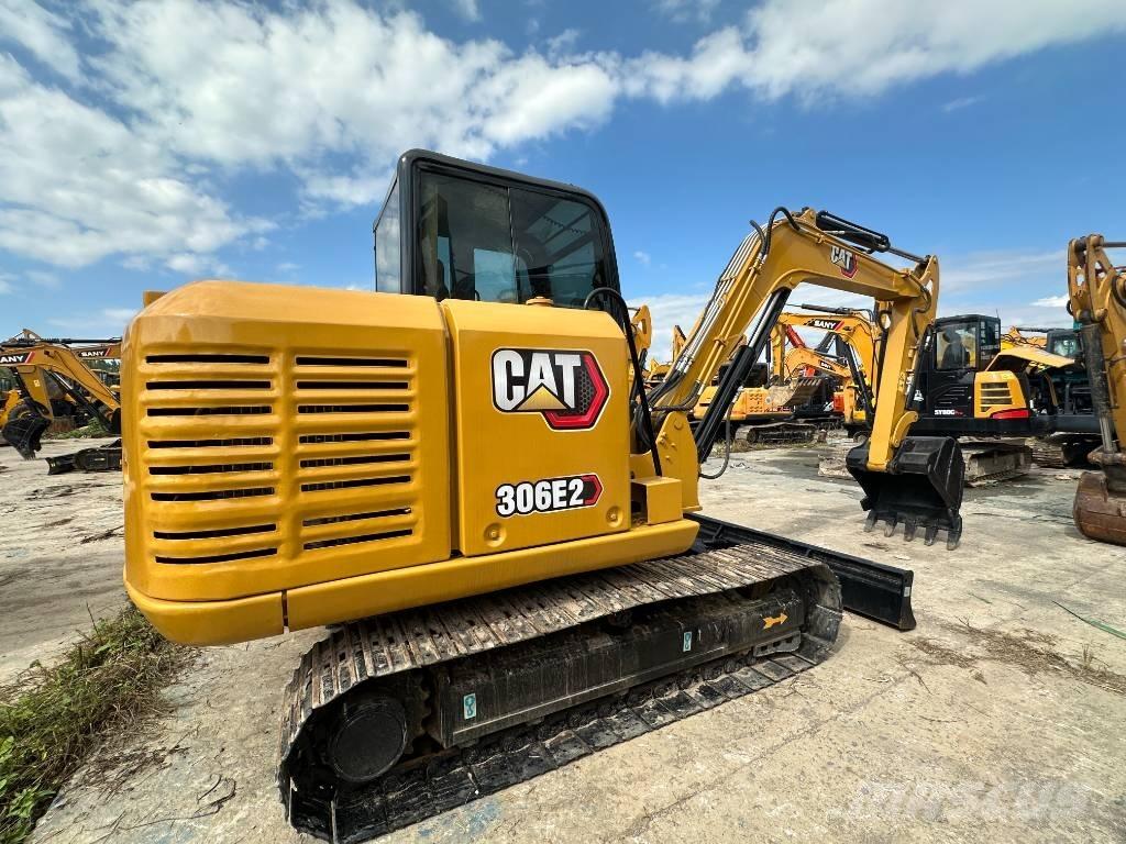 CAT 306E2 Mini kotrók < 7t