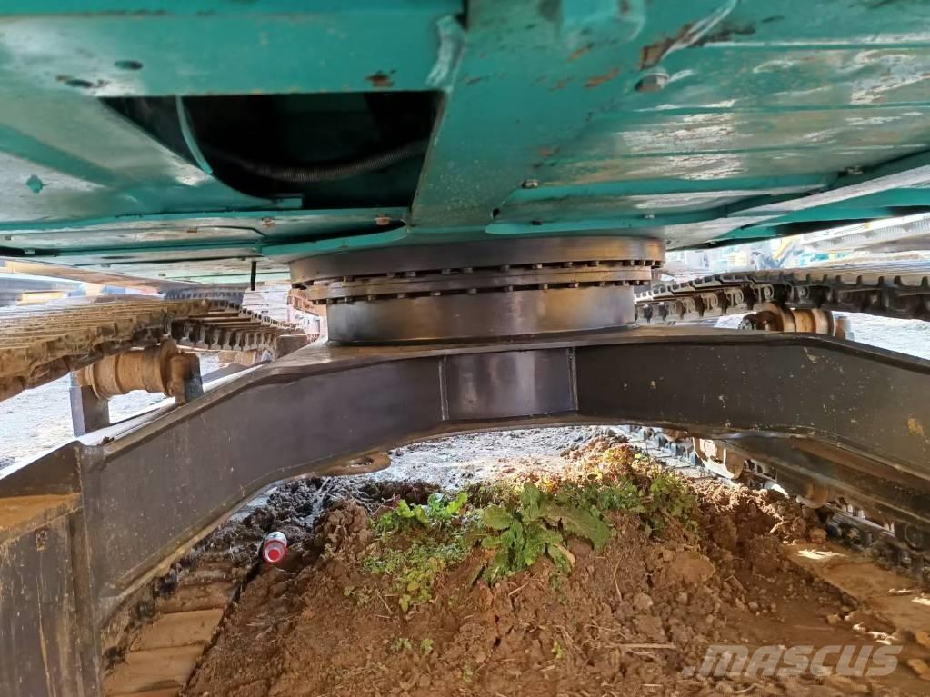 Kobelco SK 140 Lánctalpas kotrók