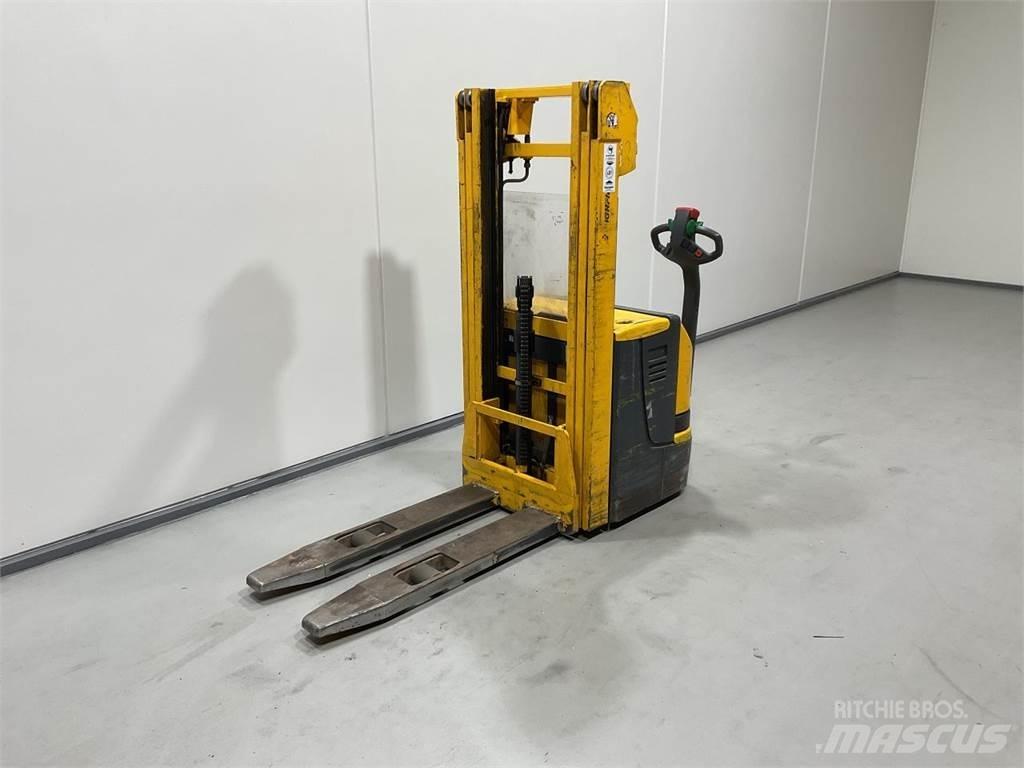 Jungheinrich EJC12 Elektromos gyalogkíséretű targoncák