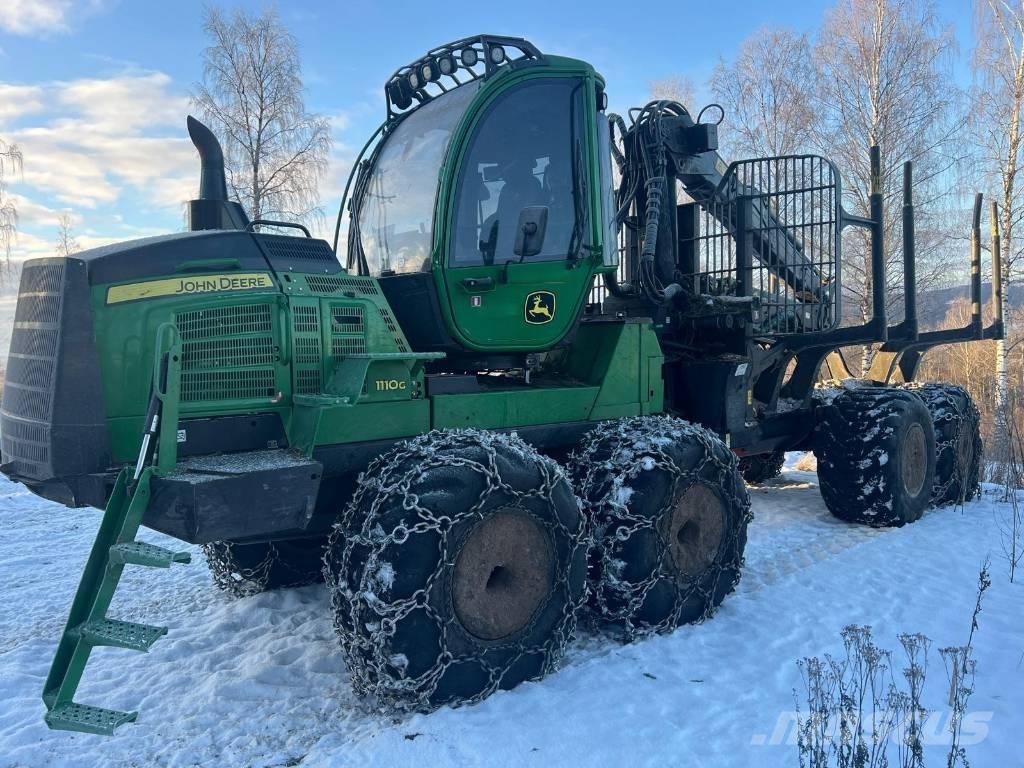 John Deere 1110G Fakitermelő-kihordók