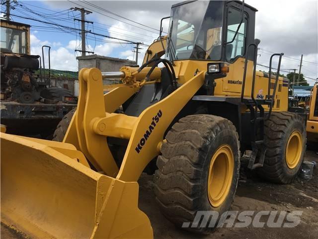 Komatsu WA 380 Gumikerekes homlokrakodók