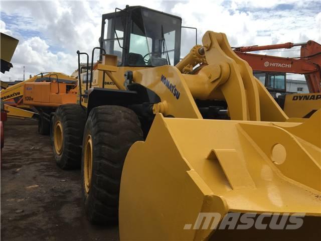 Komatsu WA 380 Gumikerekes homlokrakodók