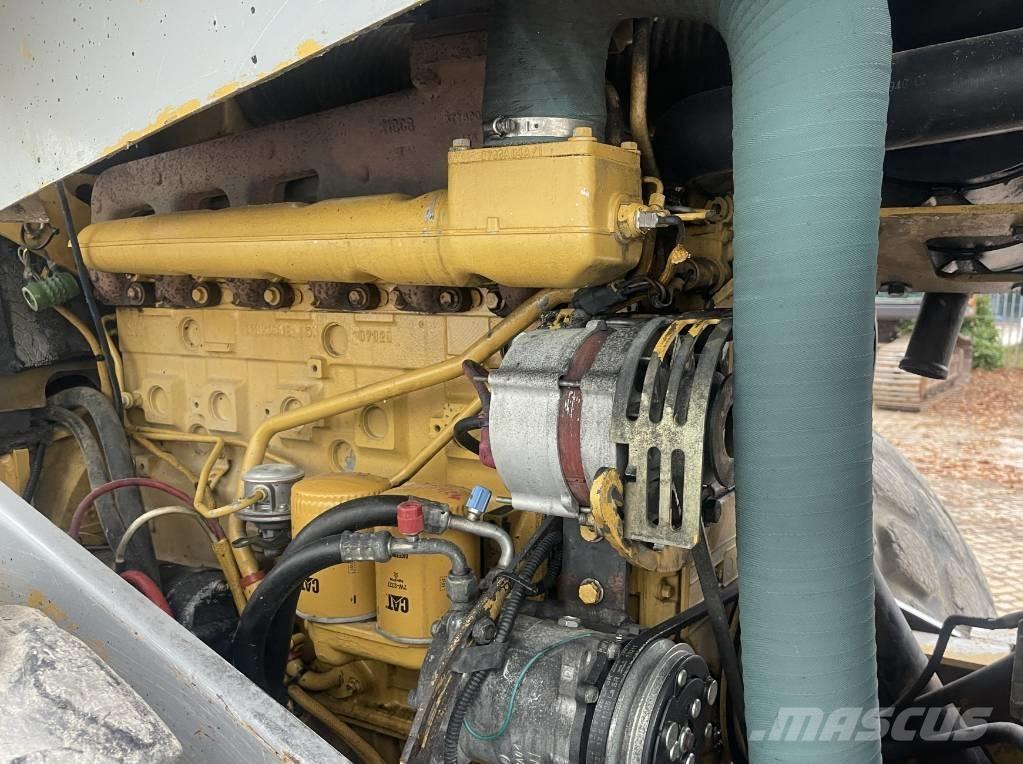 CAT CS 663 E      2002 Egydobos hengerek