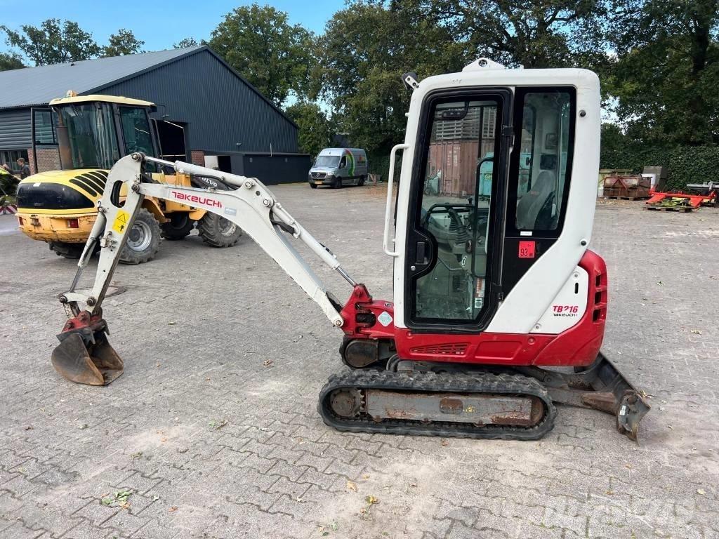 Takeuchi TB 216 Mini kotrók < 7t