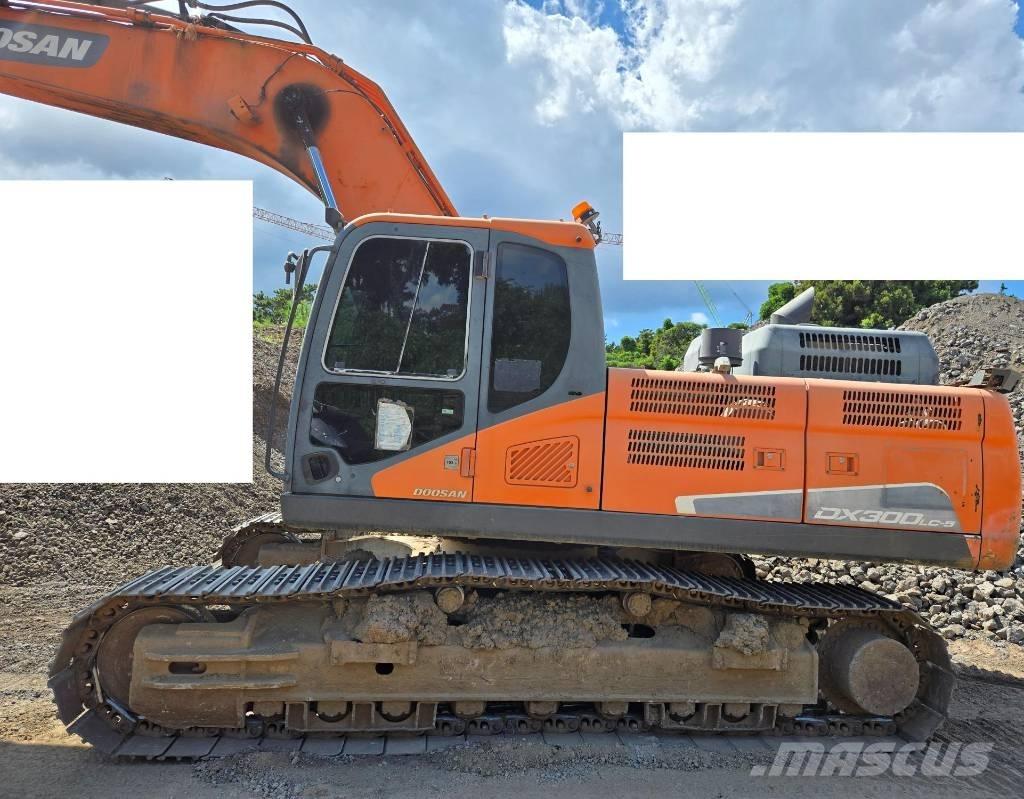 Doosan DX 300 LC-5 Lánctalpas kotrók