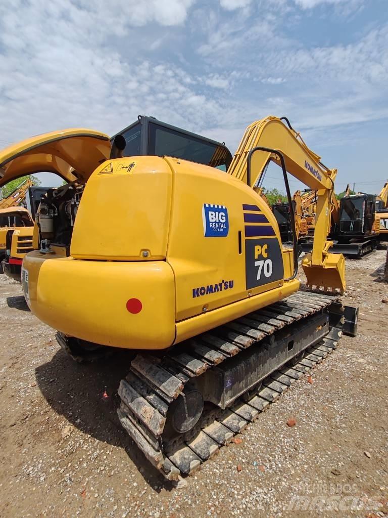 Komatsu PC 70 Mini kotrók < 7t