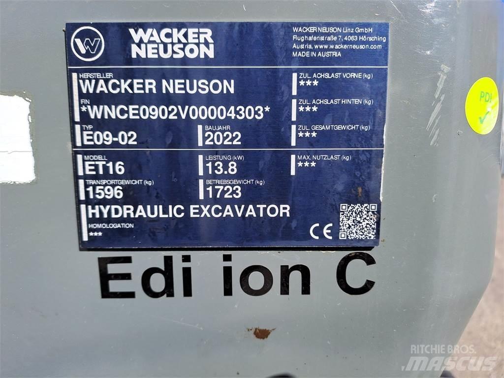 Wacker Neuson ET16 Lánctalpas kotrók