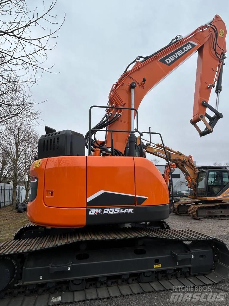 Develon DX 235 LCR-7 Lánctalpas kotrók