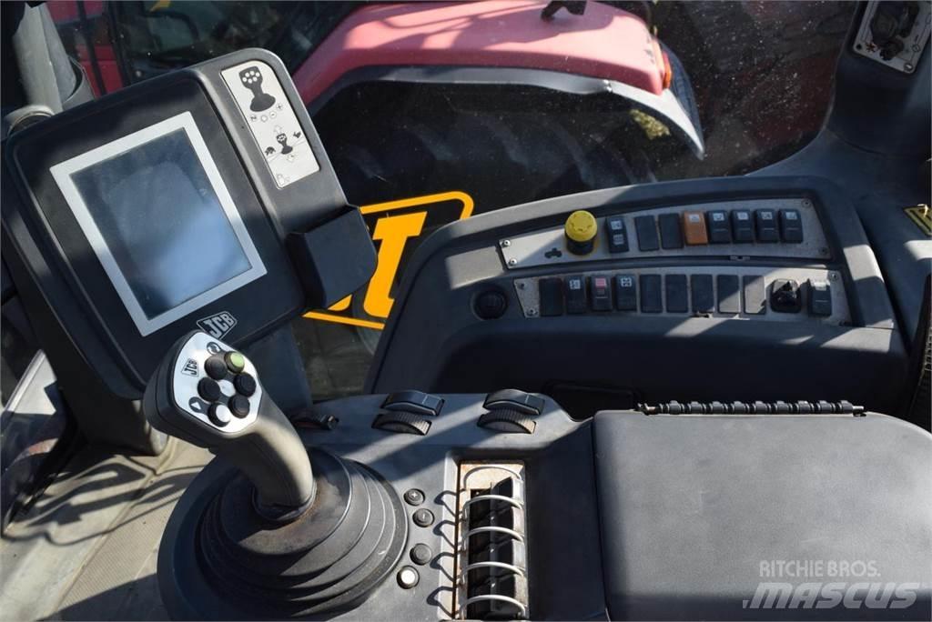 JCB Fastrac 8250 Traktorok