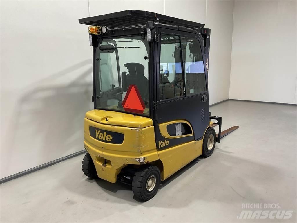 Yale ERP30VL Elektromos targoncák