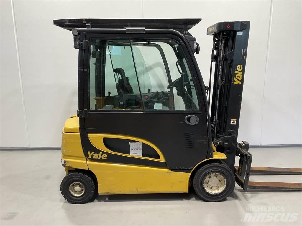 Yale ERP30VL Elektromos targoncák