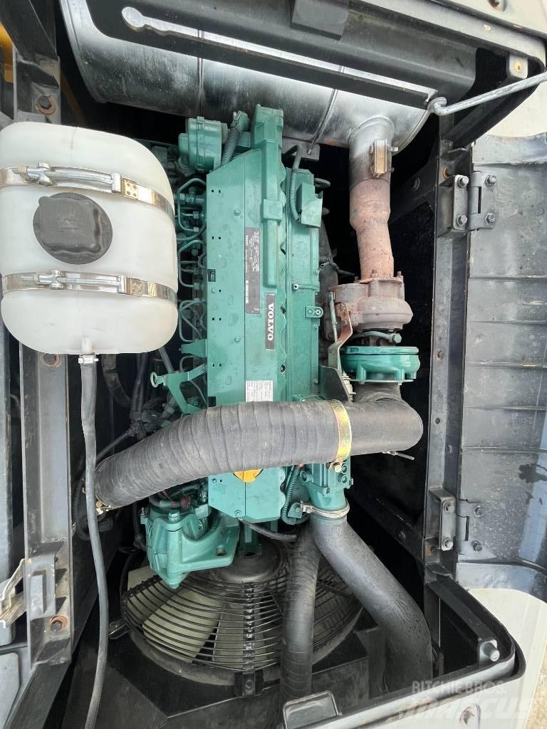 Volvo EC 290 Lánctalpas kotrók