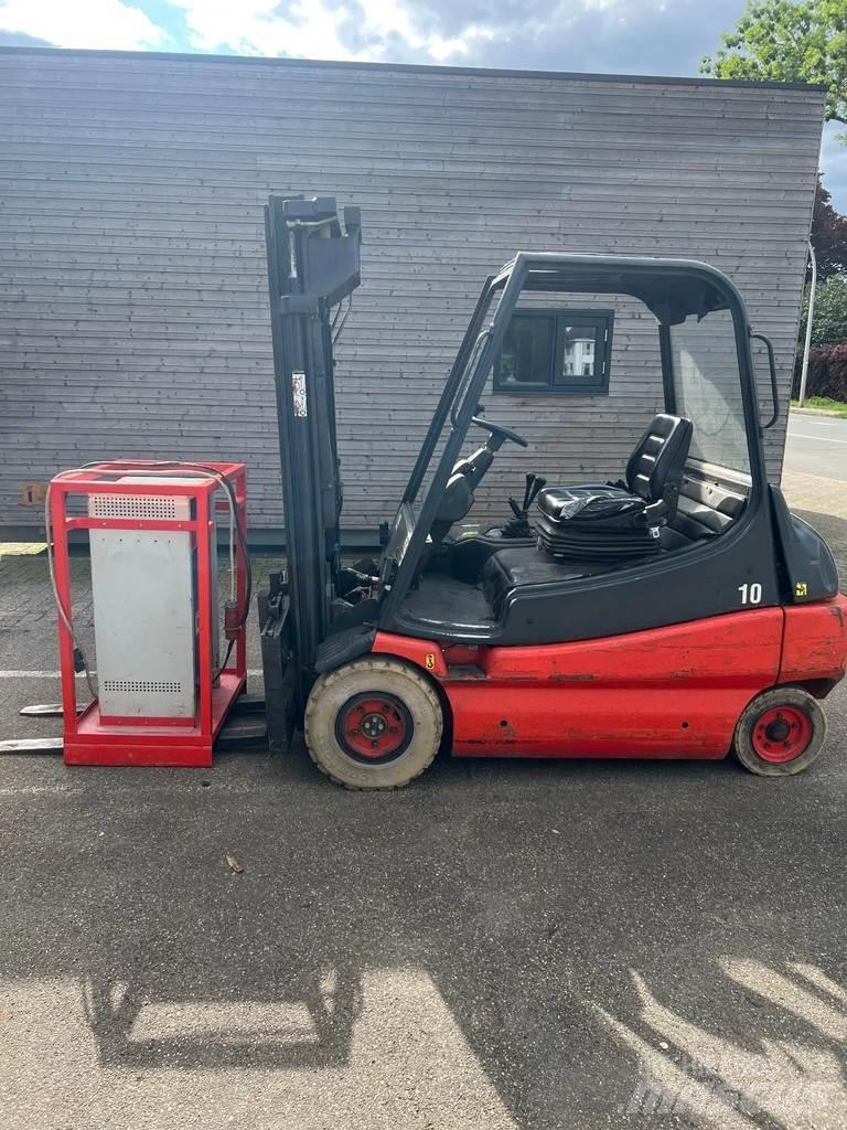 Linde E30-01 Elektromos targoncák