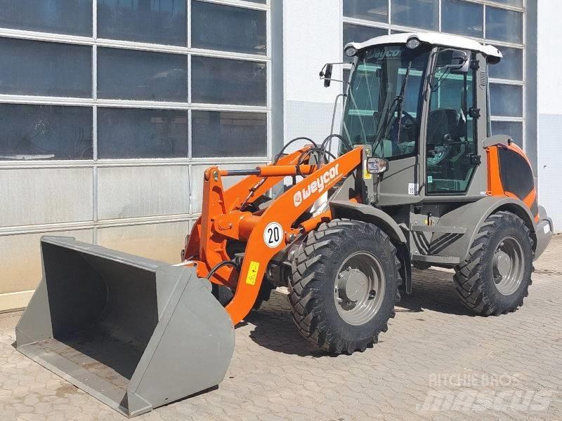 Atlas AR 420 Gumikerekes homlokrakodók