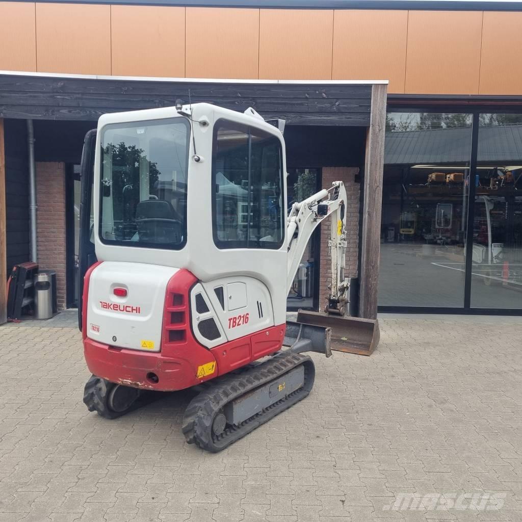 Takeuchi TB 216 Mini kotrók < 7t
