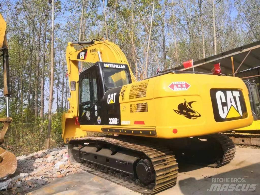 CAT 330D2 Lánctalpas kotrók