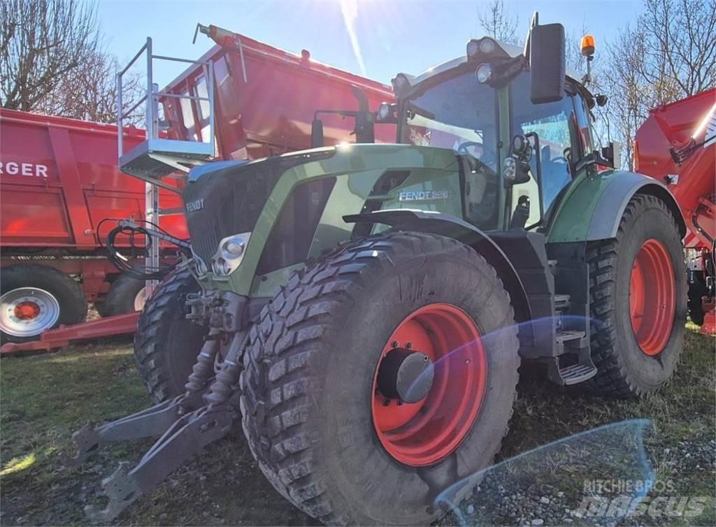 Fendt 828 Vario Traktorok