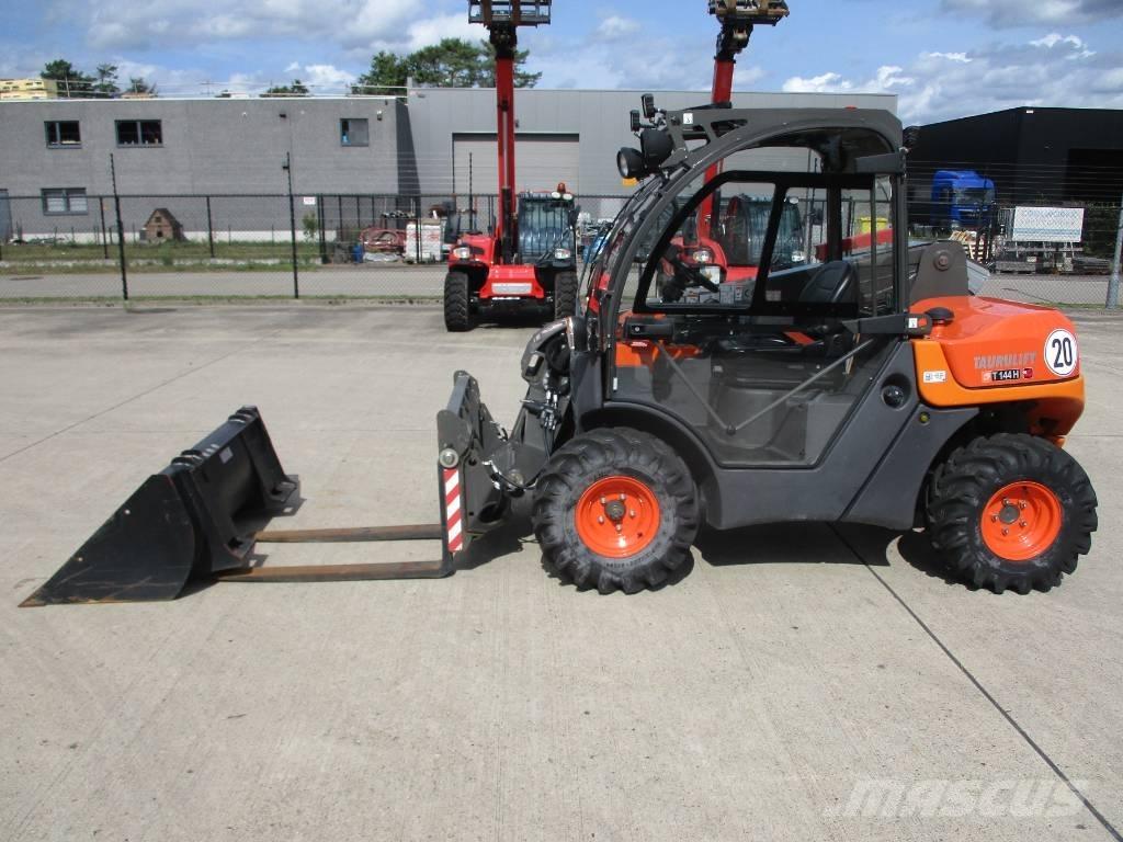 Ausa T144 H X4 (071) Teleszkópos rakodók
