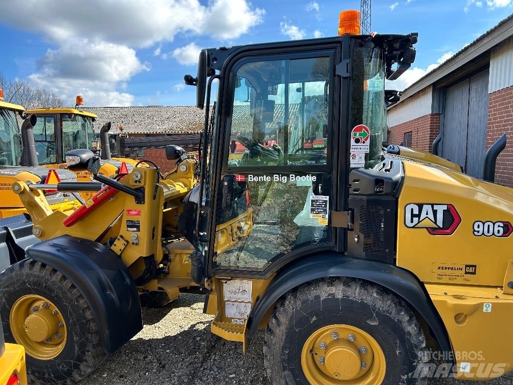 CAT 906 Gumikerekes homlokrakodók