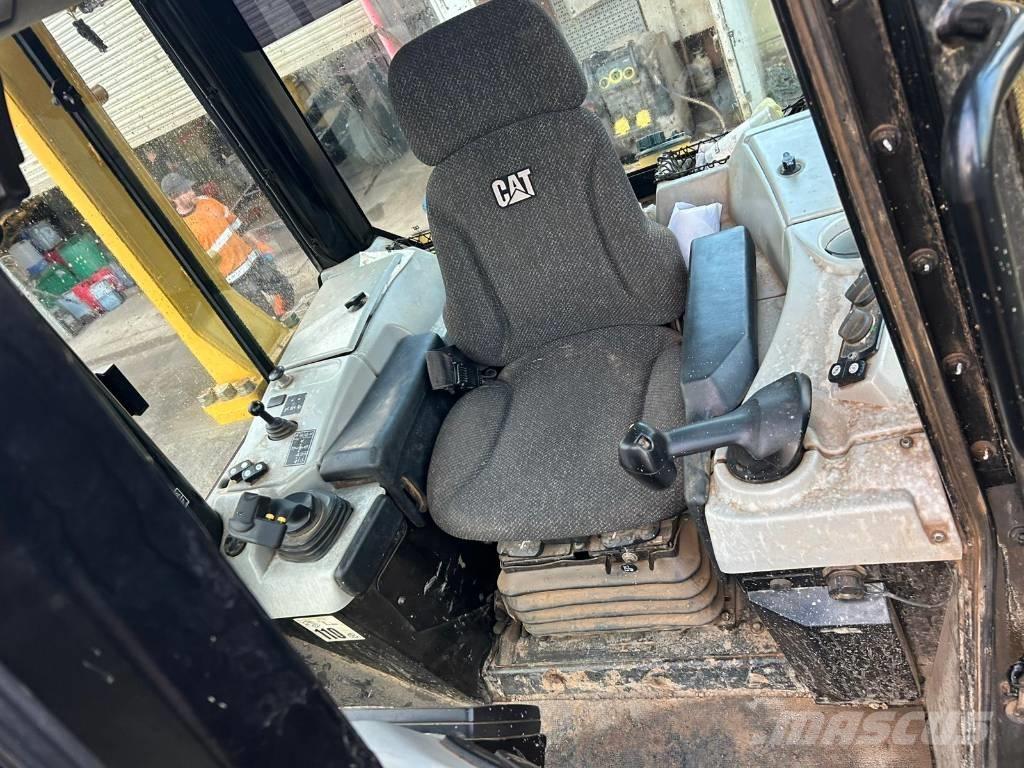 CAT D 6 N LGP lánctalpas dózerek