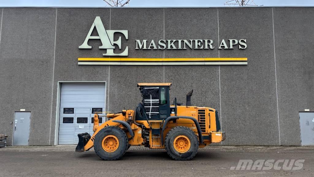 Hyundai HL 757-9 Gumikerekes homlokrakodók