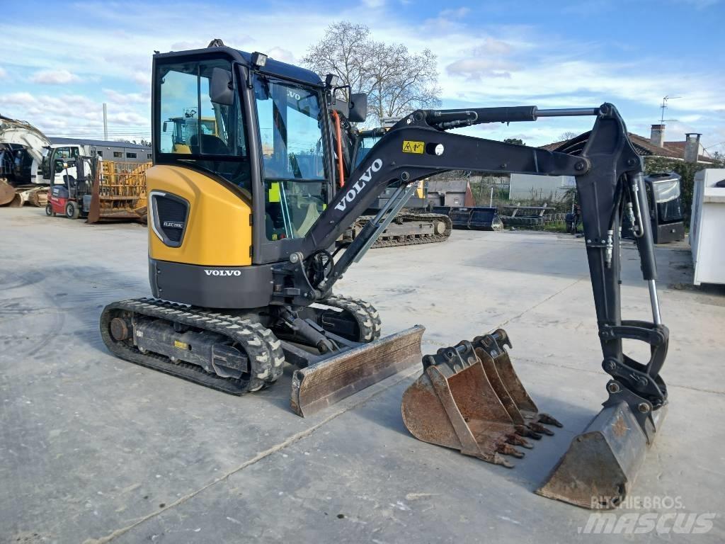 Volvo JECR25D Mini kotrók < 7t