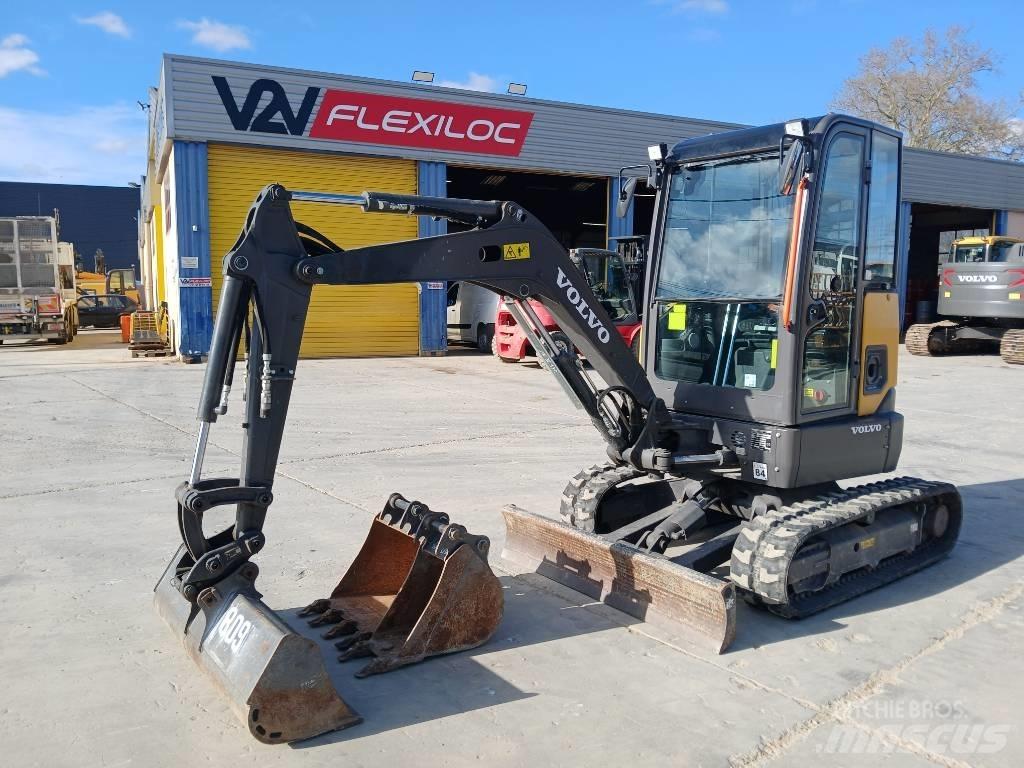 Volvo JECR25D Mini kotrók < 7t
