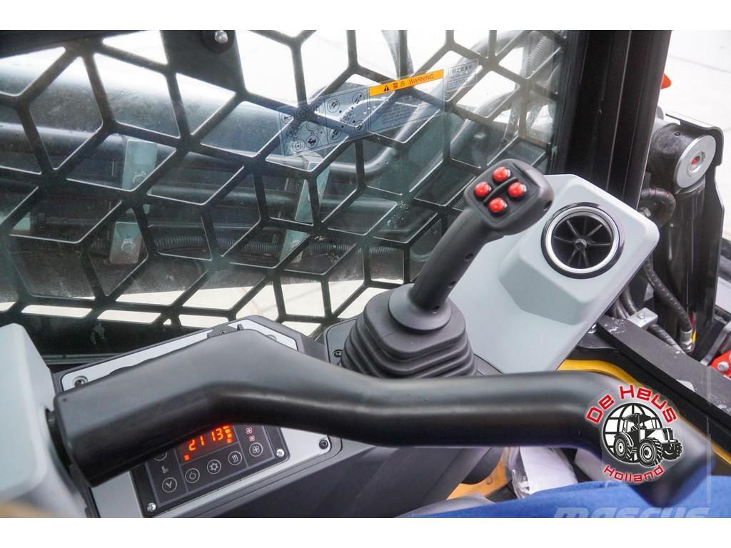 Eurotrac SK45D Gumikerekes homlokrakodók