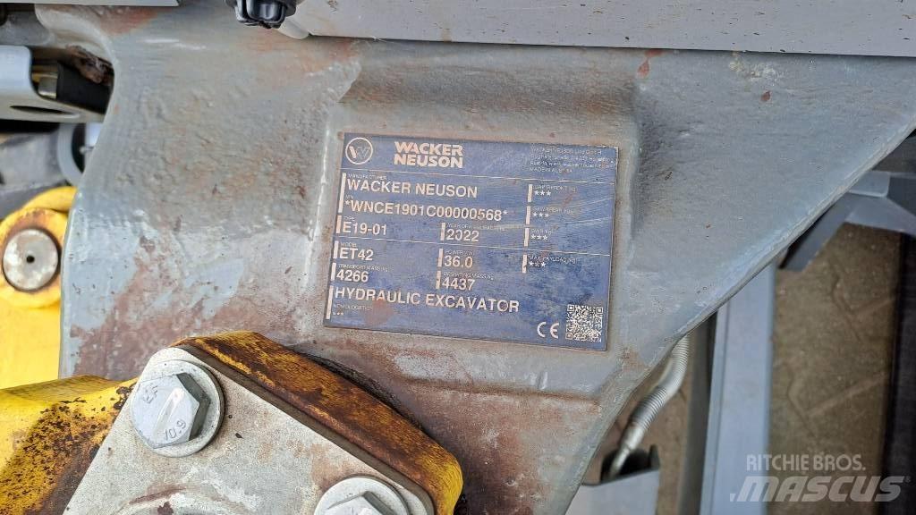 Wacker Neuson ET42 Lánctalpas kotrók
