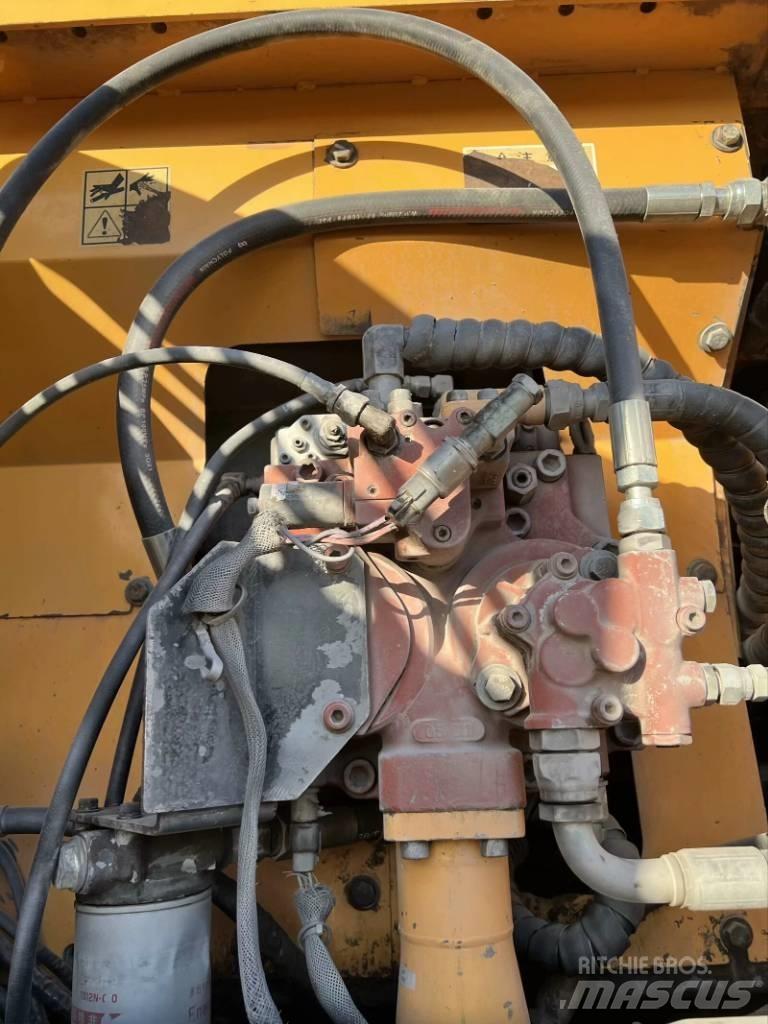 Hyundai R210W-9 Gumikerekes kotrók