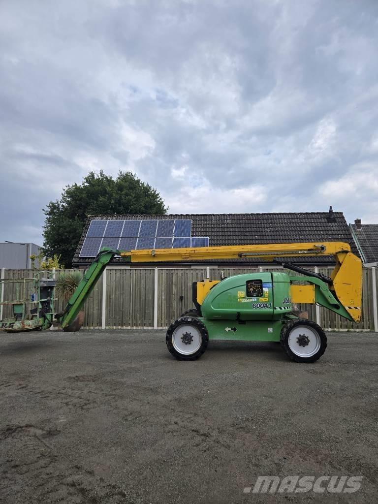 JLG 600 AJ Karos emelők