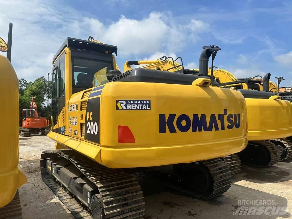 Komatsu PC 200 Lánctalpas kotrók