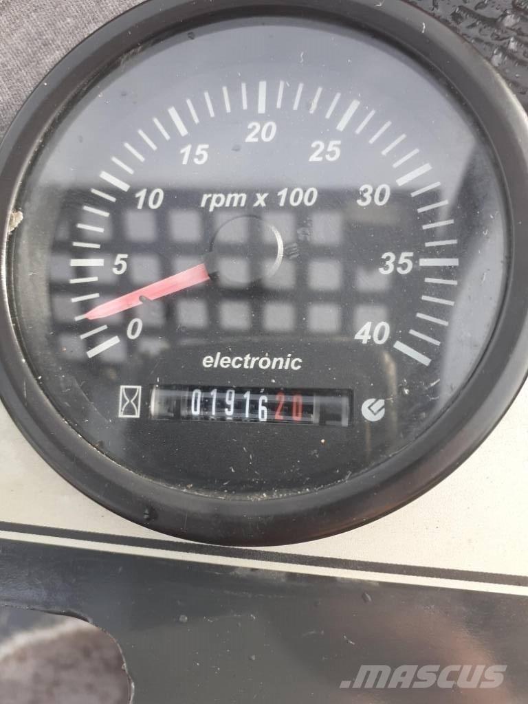Norcar A6226 Univerzális rakodók