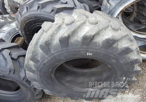  Pneu 12.5/80-18 Gumiabroncsok, kerekek és felnik