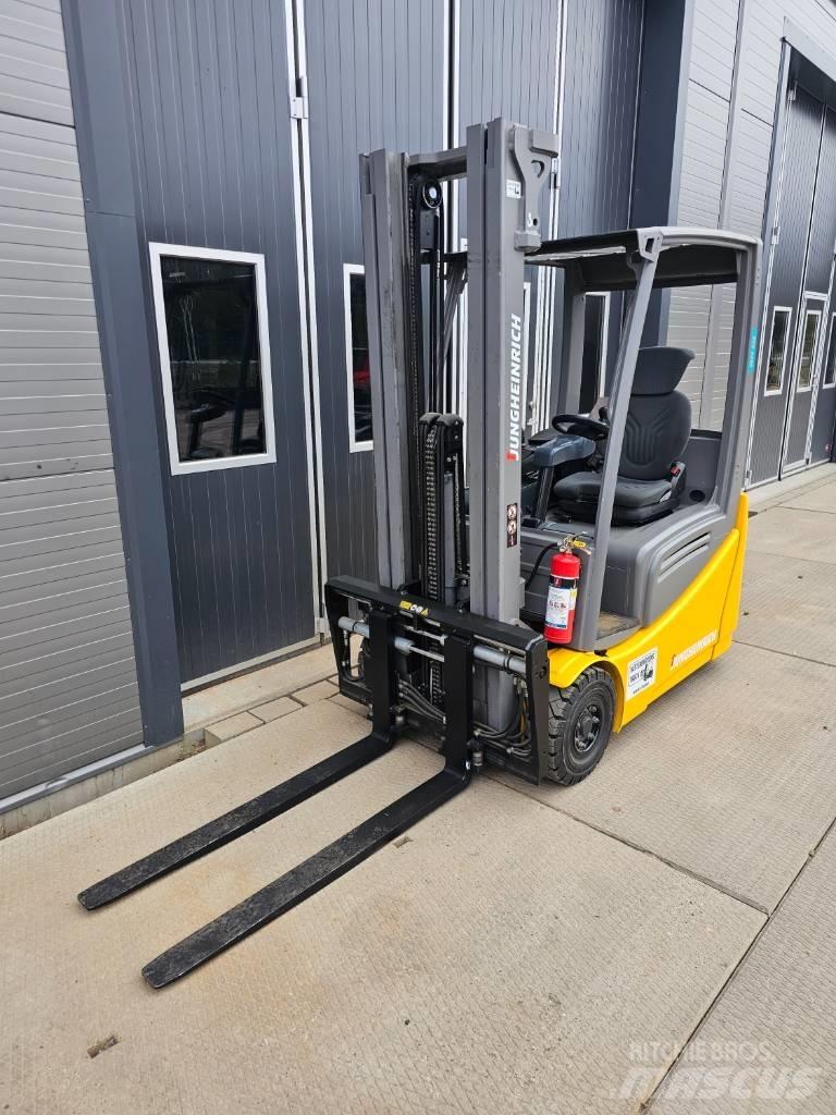 Jungheinrich EFG216K Elektromos targoncák