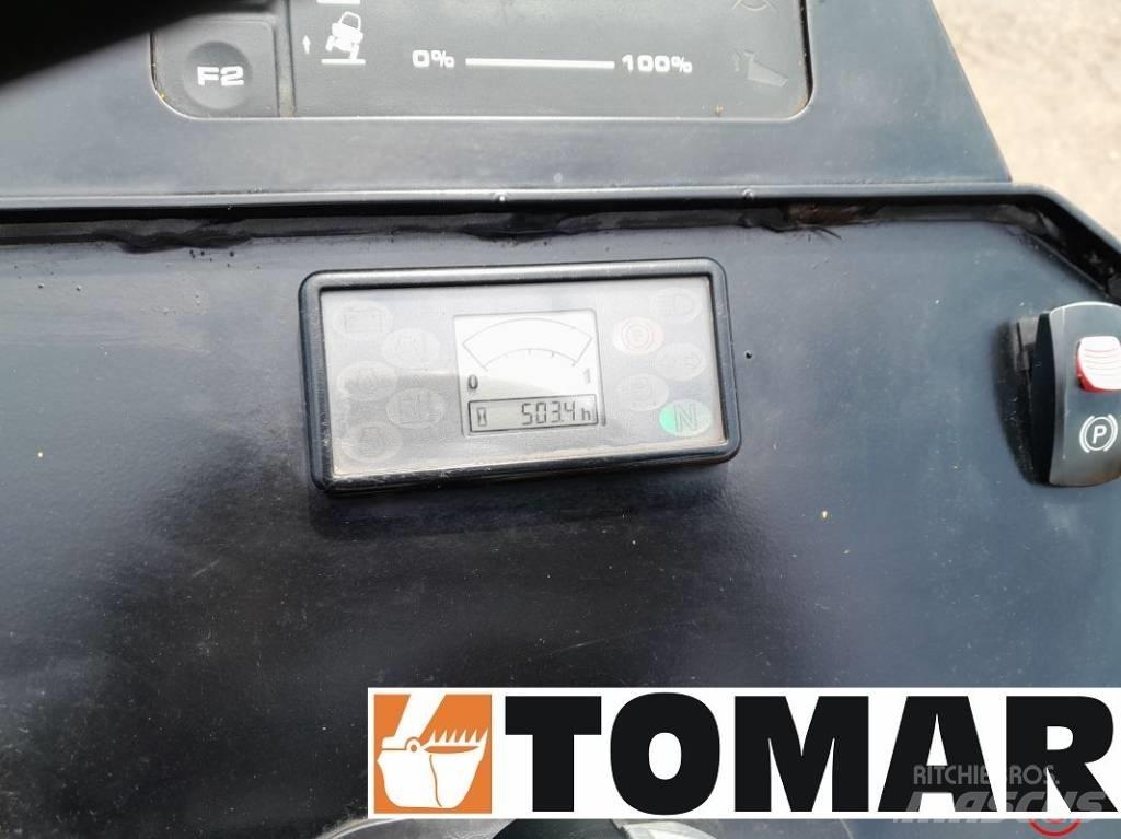 JCB 1 T Mezei dömperek