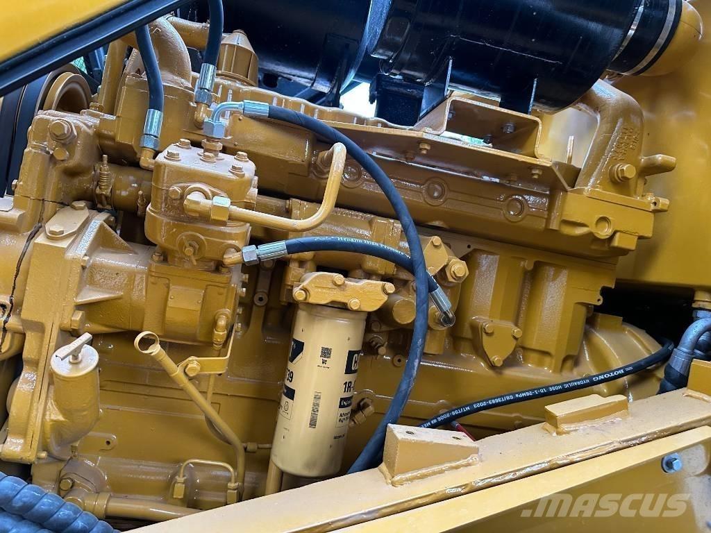 CAT 966H Gumikerekes homlokrakodók