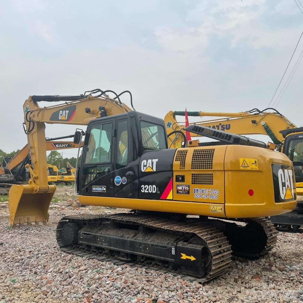 CAT 320 D L Lánctalpas kotrók