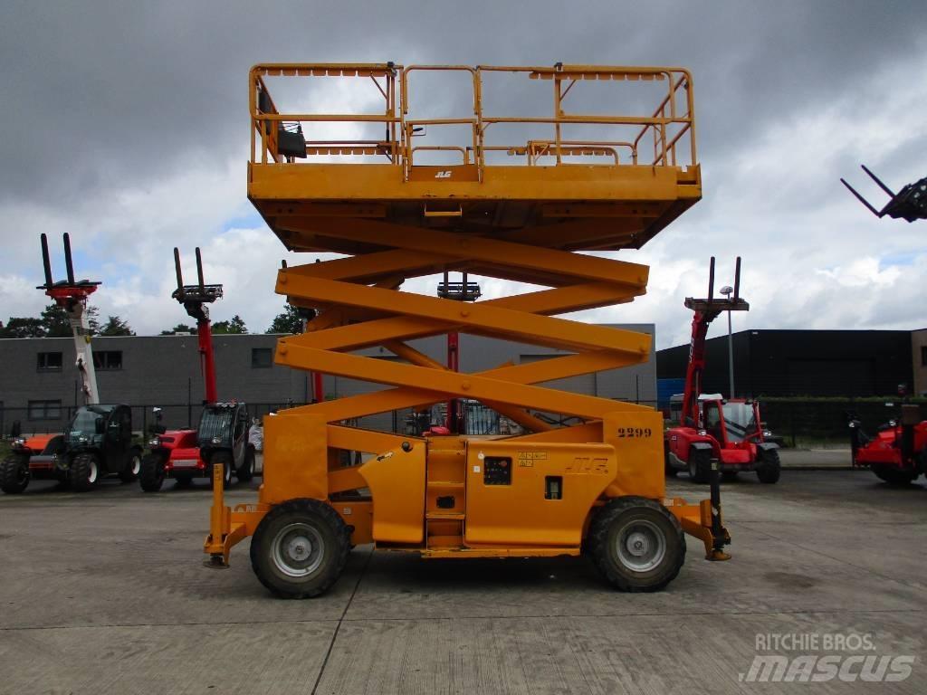 JLG 4394RT (337) Ollós emelők