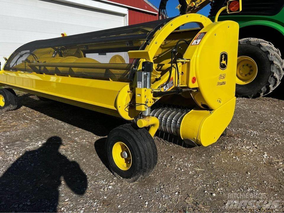 John Deere 649 Egyéb szálastakarmányozási gépek
