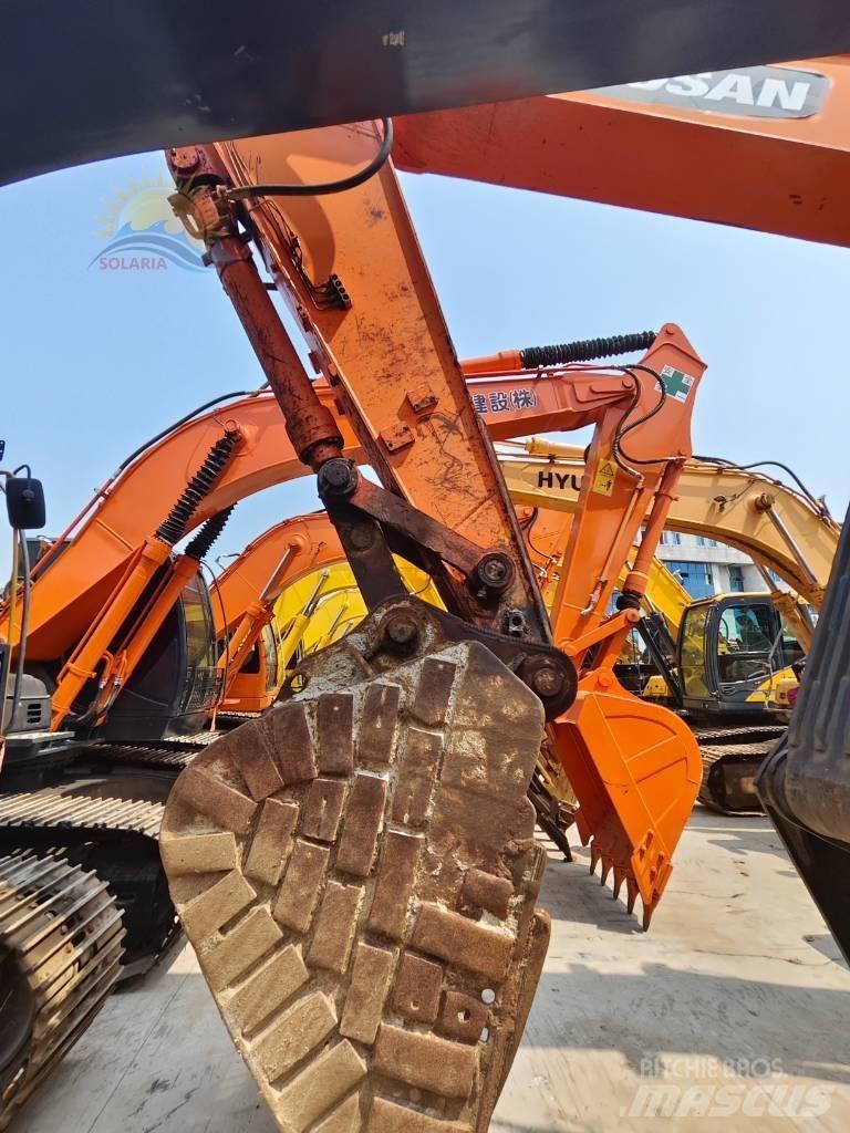 Doosan DX300LC Lánctalpas kotrók