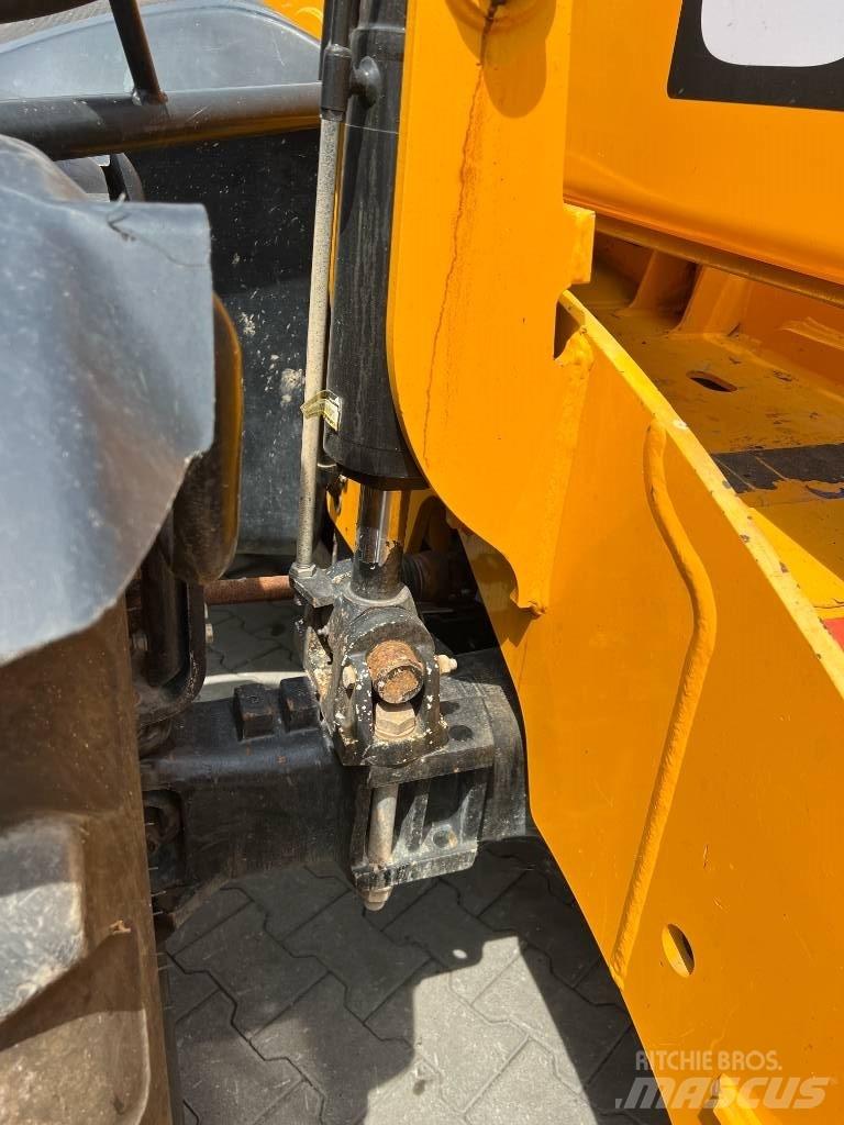 JCB 540-140 Teleszkópos rakodók