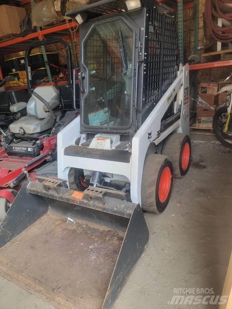 Bobcat S 70 Kompaktrakodók