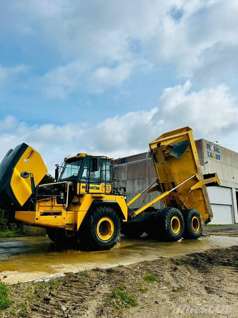 Komatsu HM 300-3 Csuklósdömperek