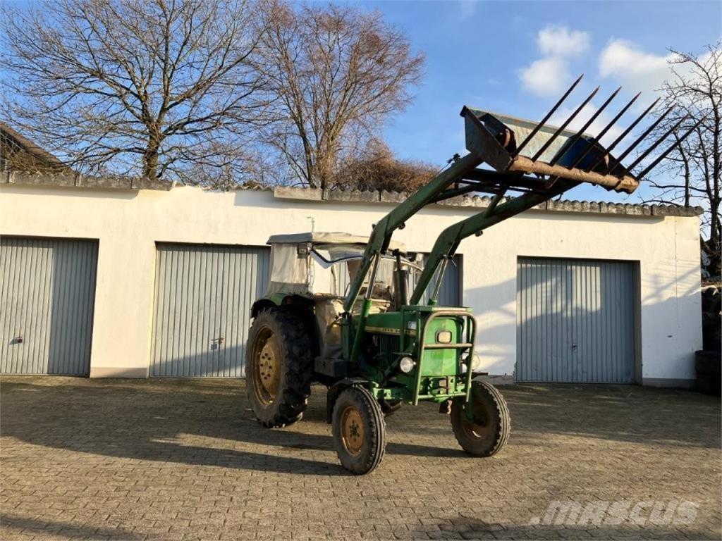 John Deere 1020 Traktorok
