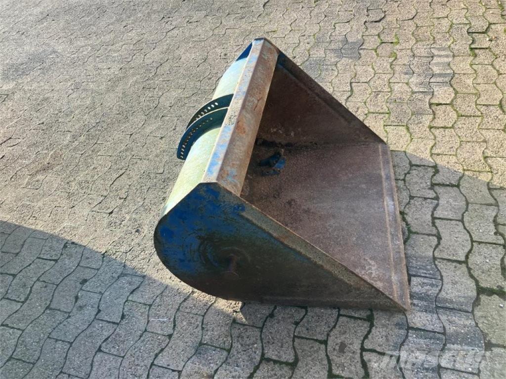 John Deere 1020 Traktorok