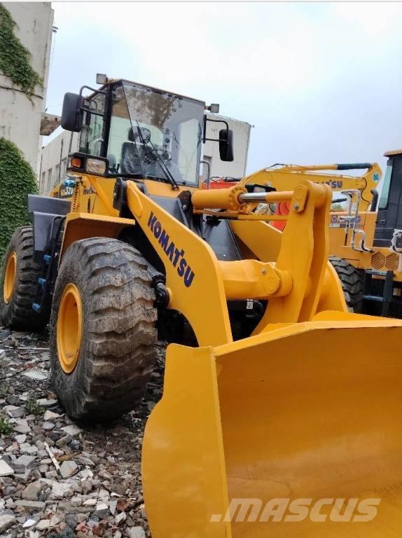 Komatsu WA 320-5 Gumikerekes homlokrakodók