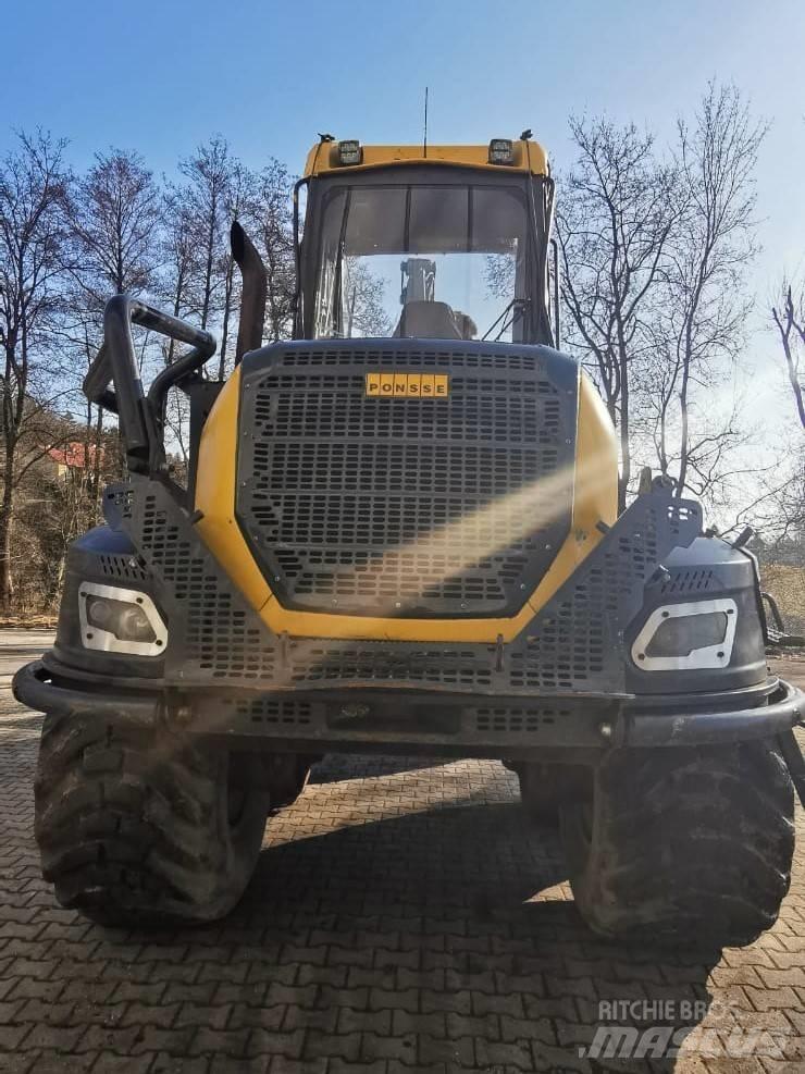 Ponsse Bear 8W Betakarítók